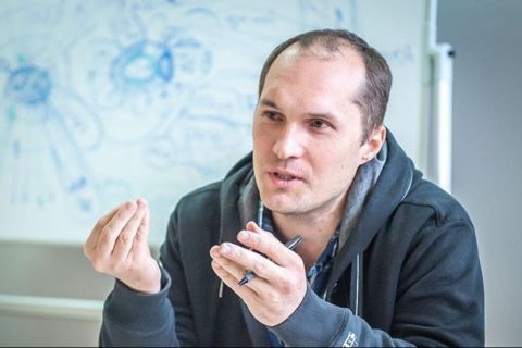 Юрий Бутусов Юрий Бутусов