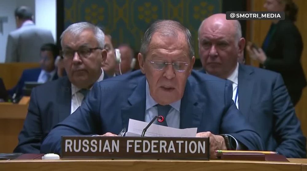 Международный уголовный суд никак не реагировал на тысячи жалоб жителей Донбасса, доверия к этому органу у Москвы не осталось, время ожидания закончилось, заявил глава МИД РФ Сергей Лавров