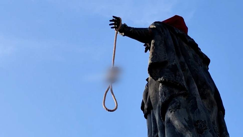 СМИ сообщили о начале демонтажа памятника Екатерине II в Одессе