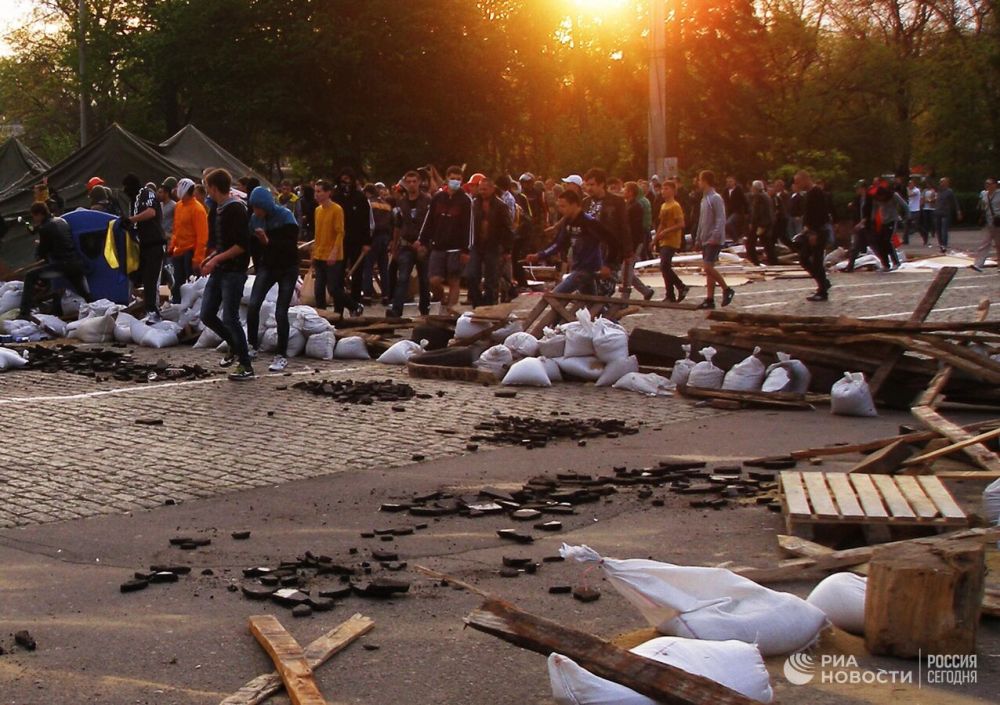 ��������� ��������� ����� ������ ������� � ������, ������ �������