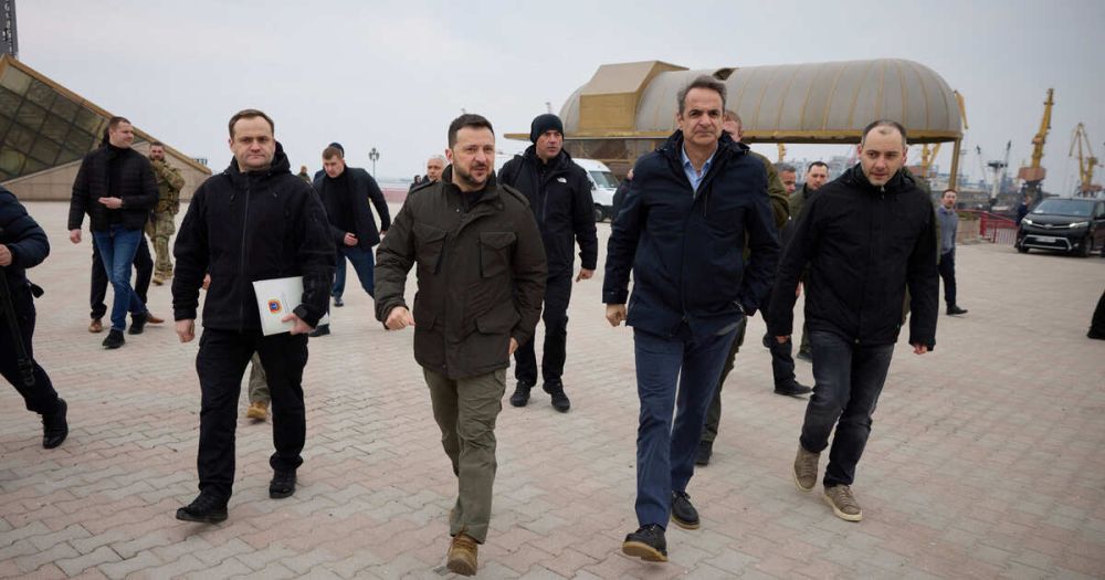 Медведев: ракетного удара по кортежу Зеленского в Одессе не было