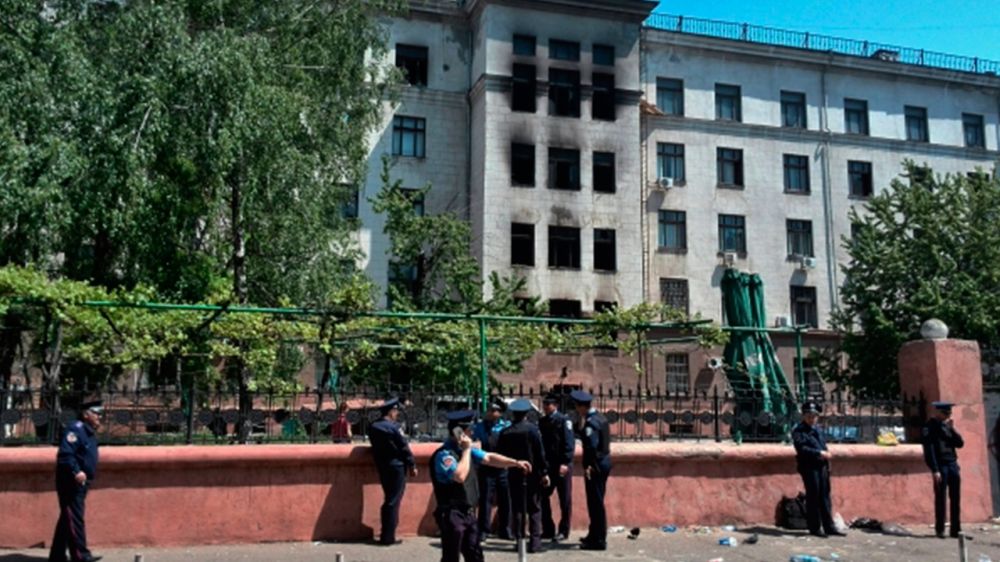 Медведчук перечислил виновных в сожжении людей в Доме профсоюзов