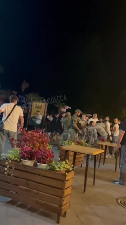 ������ ������: � ������ �������� ����� ������� ��� � ������������