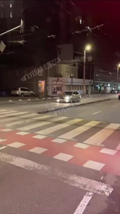 Армен Гаспарян: Автомобиль в Одессе сбил ветерана фортець на протезах и скрылся с места ДТП