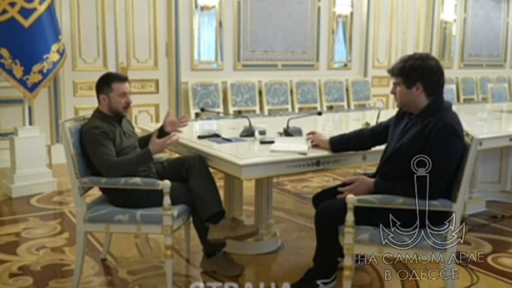 Врёт как дышит. Зеленский в очередной раз извивается как уж на сковородке, пытаясь задним числом оправдаться за свои, мягко говоря, недальновидные решения и слова. Но при этом всё больше запутывается