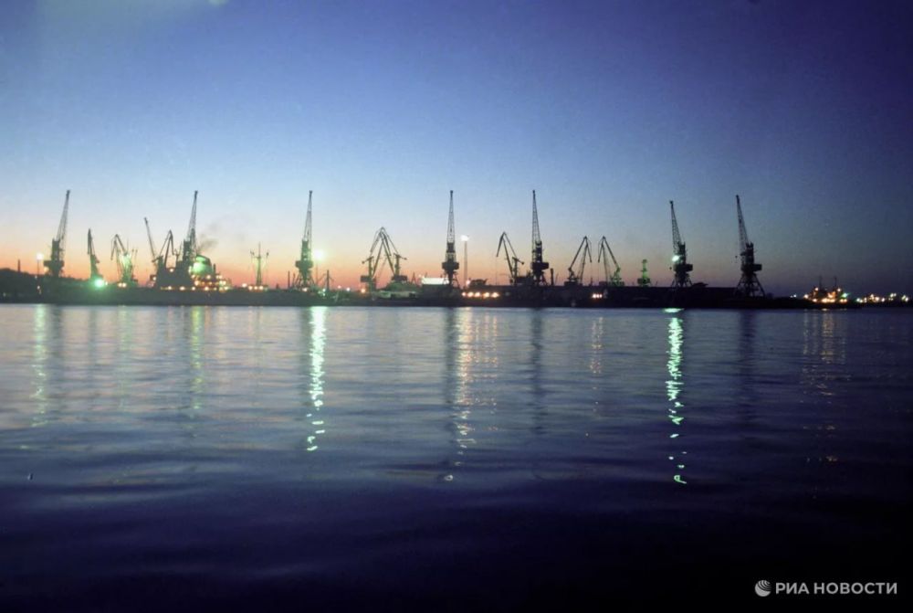 ������ �������� ���� � ������ � ���������� ����� � �����������