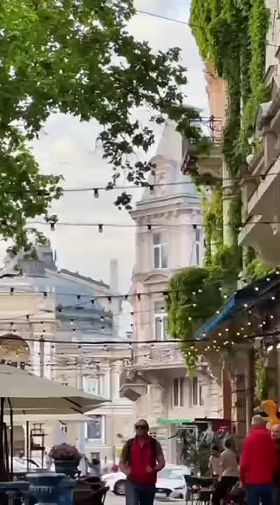  , !. 