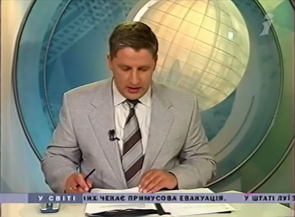  :      