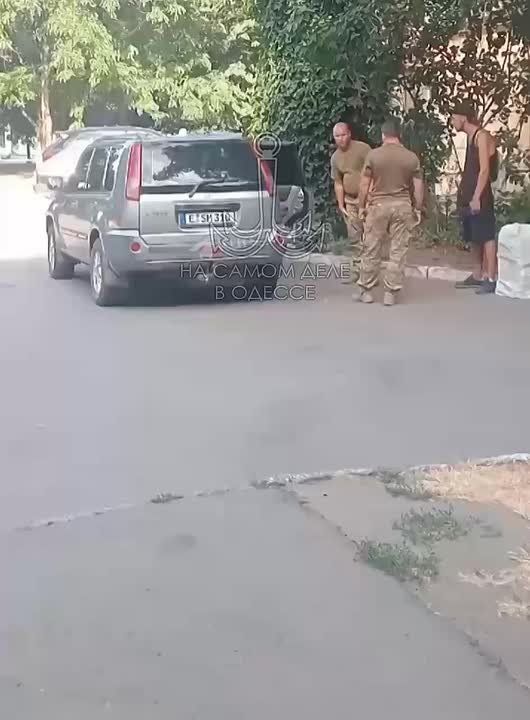   &quot;&quot; 