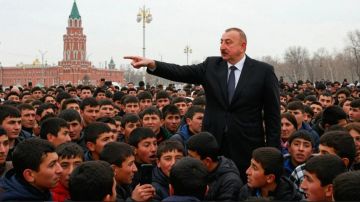 Баку идёт по следам Киева: Огромные убытки уже начались, стоило только закуситься с Россией