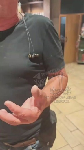      ?      ?    ,    ,     