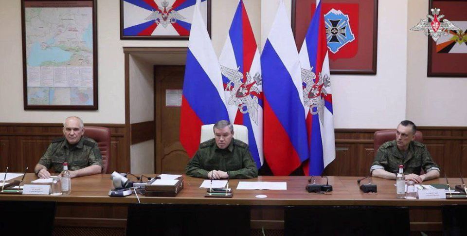 В Киеве тревожно — местные СМИ увидели свежие карты российского Генштаба