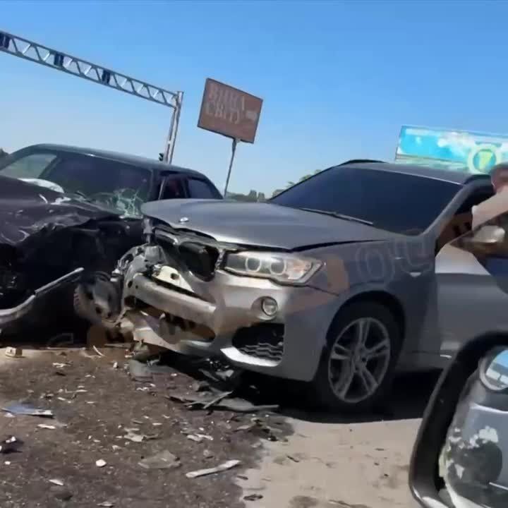 Разбитые «морды» машин: в Одессе произошло жесткое ДТП