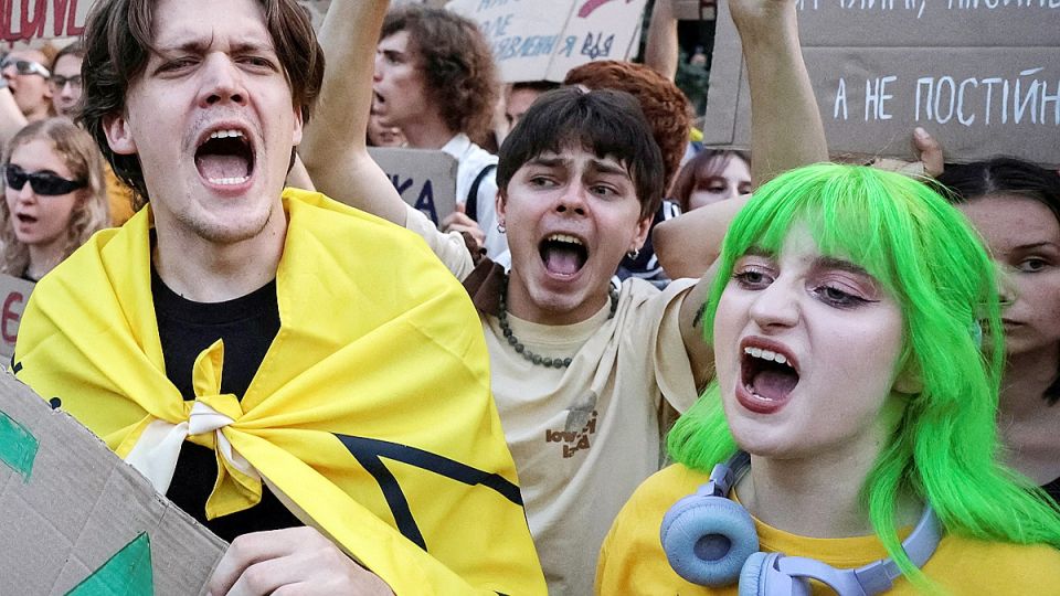 Пророссийски настроенные украинцы сдаются или прячутся, но надежда еще осталась: что происходит на Украине