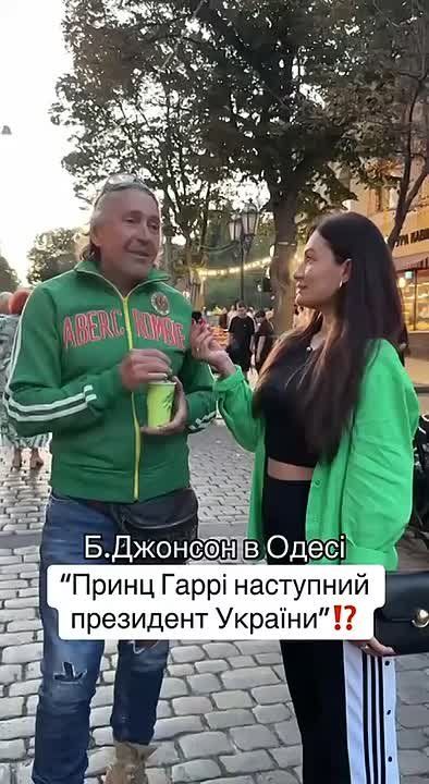          ,    - -  