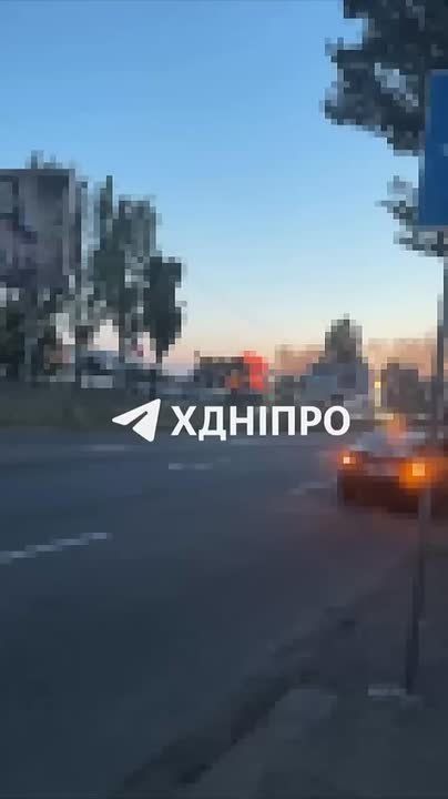        ,     