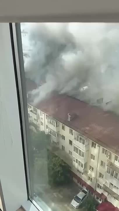  :        