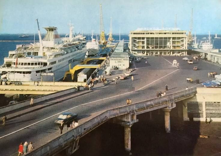 ������� ����� ��������� ������� � ������������ ���������� ������� 70-�