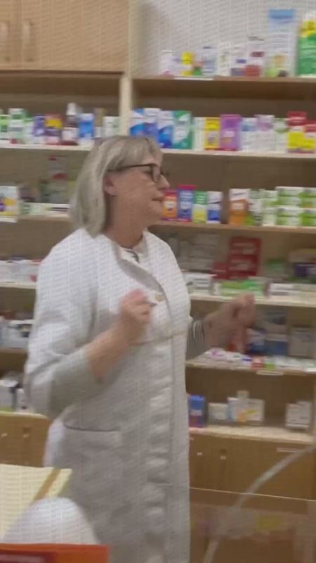 Продавец аптеки «Реал Фарм» нагрубила посетительнице из-за украинского языка