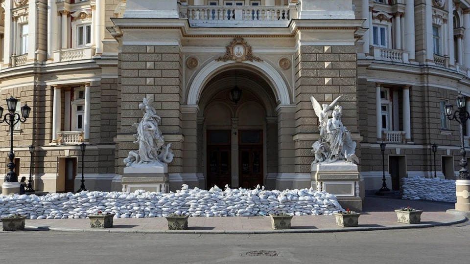 Мэра Одессы Труханова хотят лишить паспорта Украины, он готовится к суду