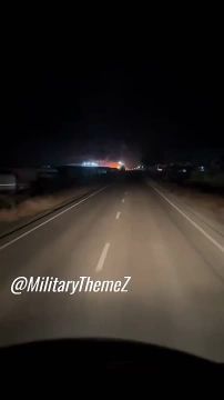 Кадры прилета бпла-камикадзе "Герань-2" по стоянке грузовиков с ГСМ в Измаиле Одесской области от 02.11.25