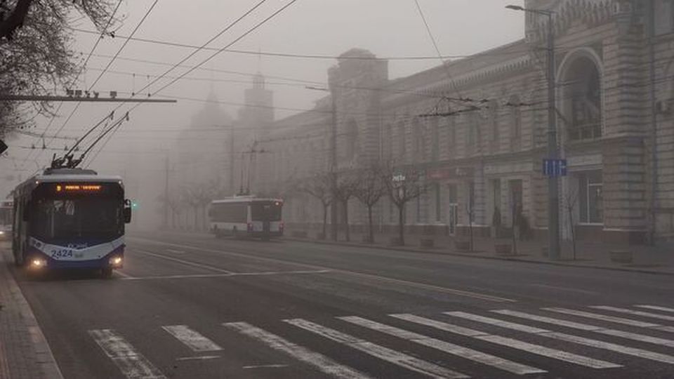 Что творится с погодой: В Молдове - аномальная погода с дождями и туманами