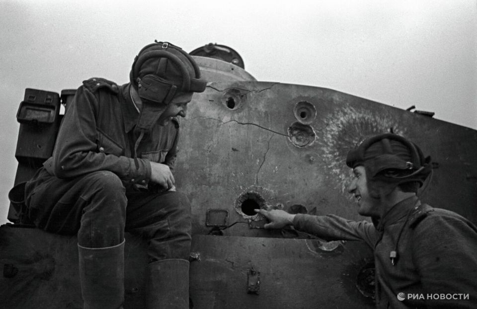 Советский танк из бетона и льда: принят на вооружение, до фронта не доехал