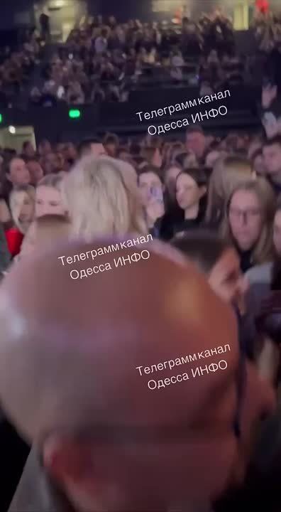 Одесситы устроили потасовку на концерте Лободы в Молдове