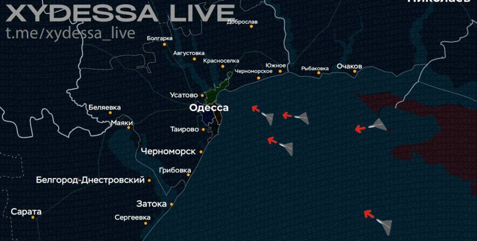 В Одессе слышны взрывы. Местные жители сообщают о прилетах