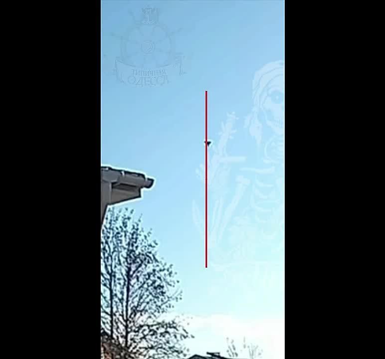 Один беспилотник не долетел до здания СБУ в Ильичёвске