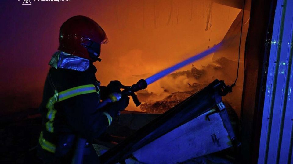 Украина в огне: в четырех регионах прогремели мощные взрывы