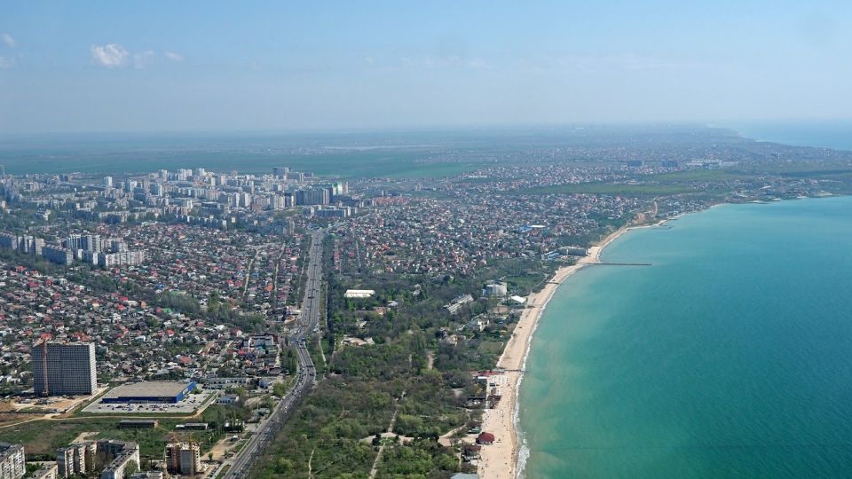 В Керчи ряд улиц остался без воды