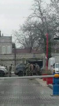 Будни оккупации. Одесса. Видео 1. Людоловы из ТЦК на ул. Авдеева-Черноморского похитили человека