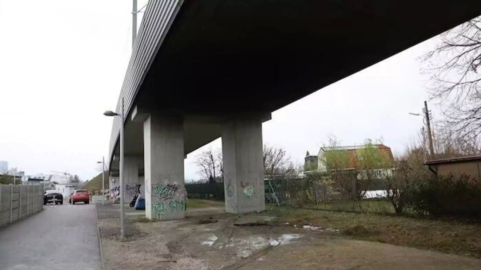 � ���� ������� ���� ��� ����������� ���� �������� ��-�� ������������ �� 200 ����� ��������