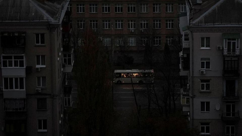 Times of Ukraine: Свыше 70% Киева осталось без света