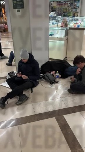 За сутки энергетики вернули свет для 124,7 тысячи семей Одесской области