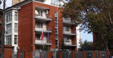 Польша начала эвакуацию консульства в Одессе