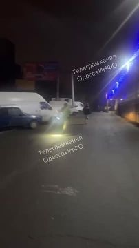 Одесса: тцкшники преследуют бегущую от них добычу
