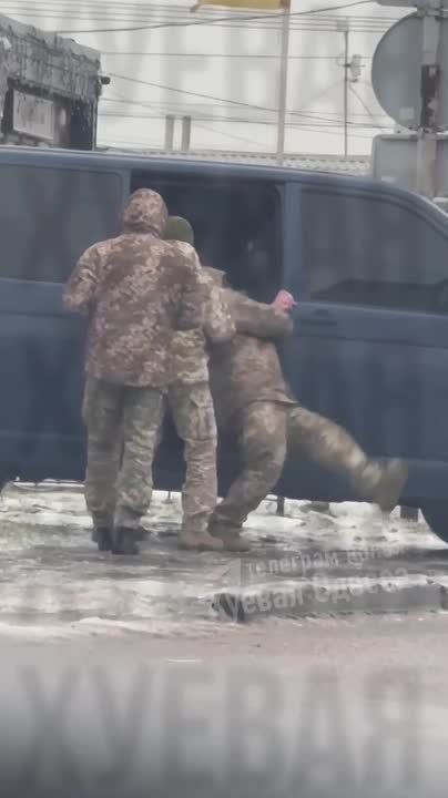 � ������ ������� ���� �� ������ ��� �����������