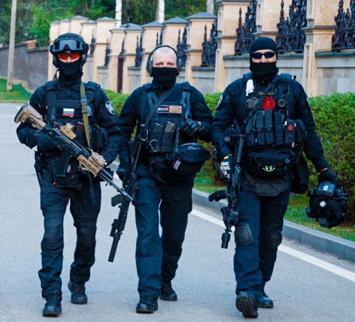 Слушайте, как же достало, а