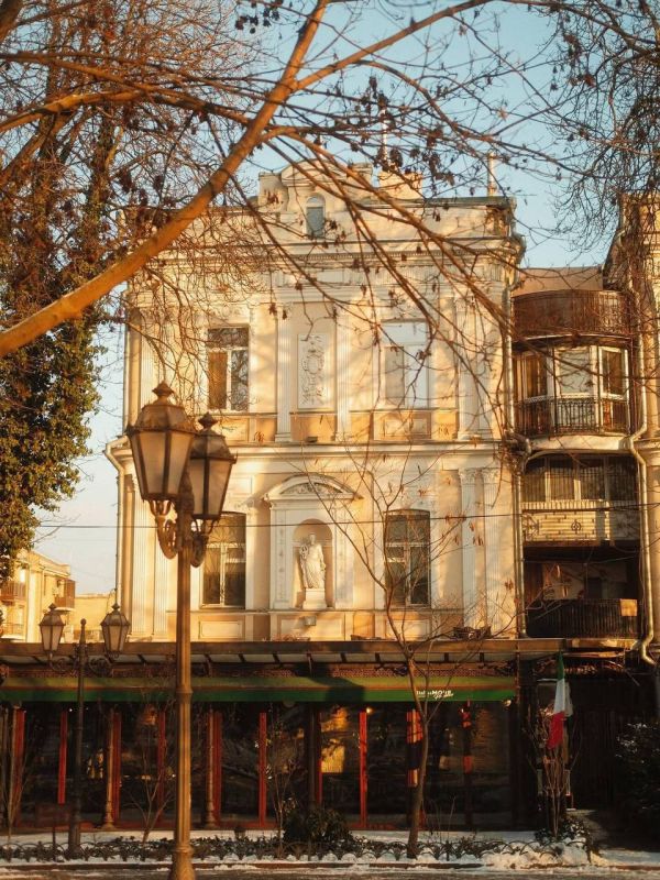 ������ ����, ������. ������� �������, 3 �������