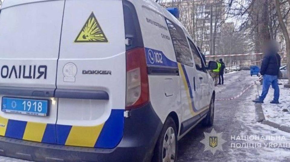 В Одессе взорвали автомобиль украинского вояки