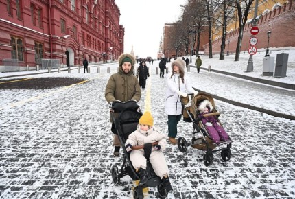 Американская семья о родах в России, очередях и качестве продуктов