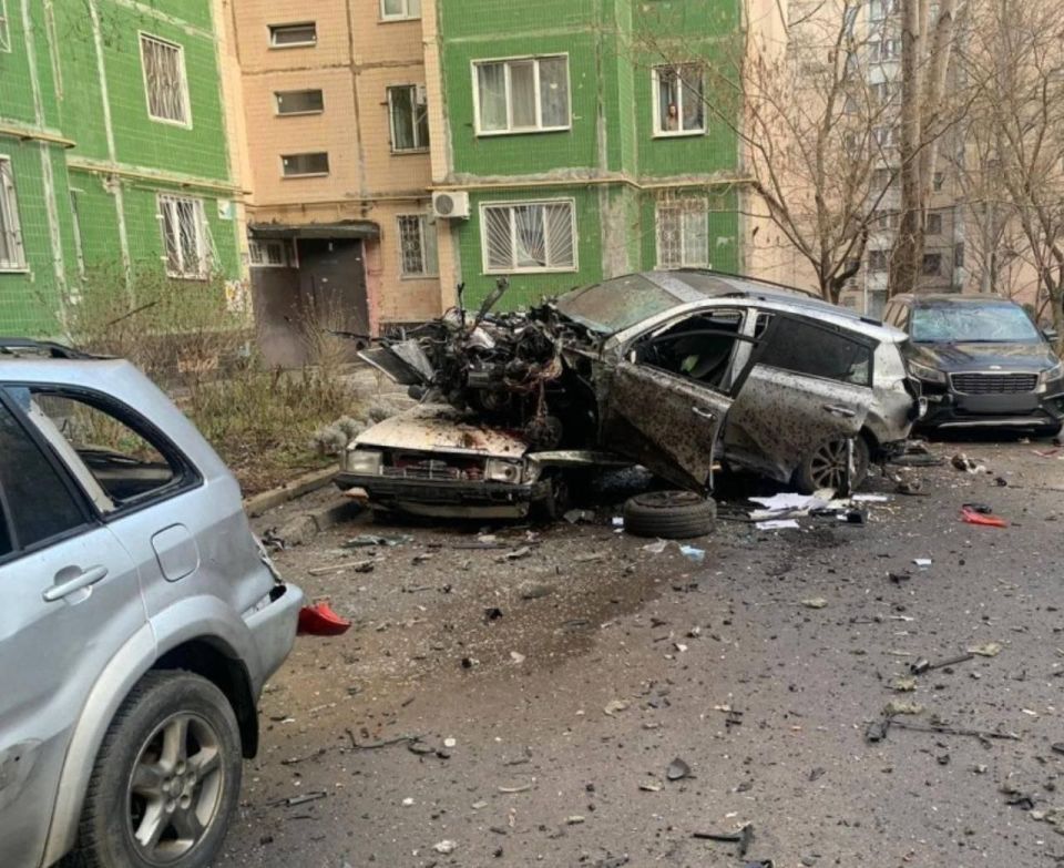 И снова Одесса. Взрыв автомобиля произошёл в момент, когда владелец нажал на кнопку сигнализации