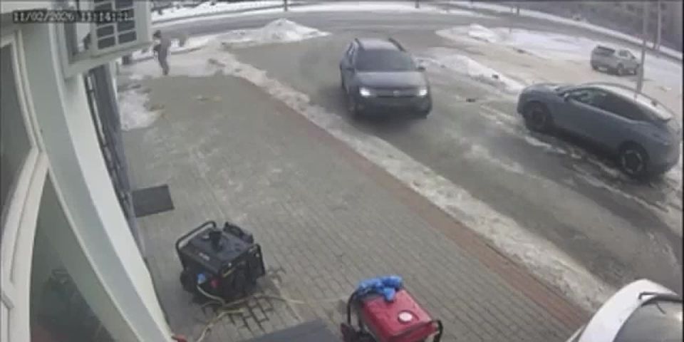 Людоловы не дали парню в Одессе заправить аккумулятор