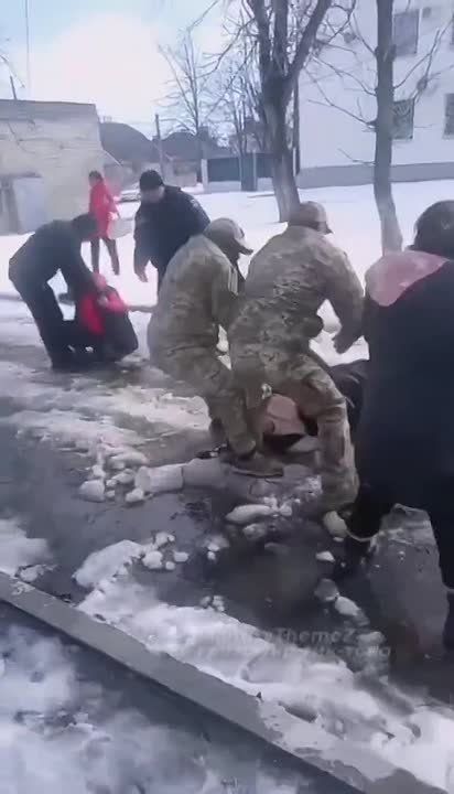 � ������� ������� � ��� ������ ������������ ������-�� ������