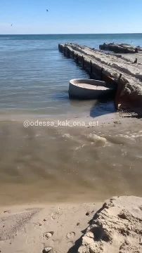 В Одессе сливают фекалии в море