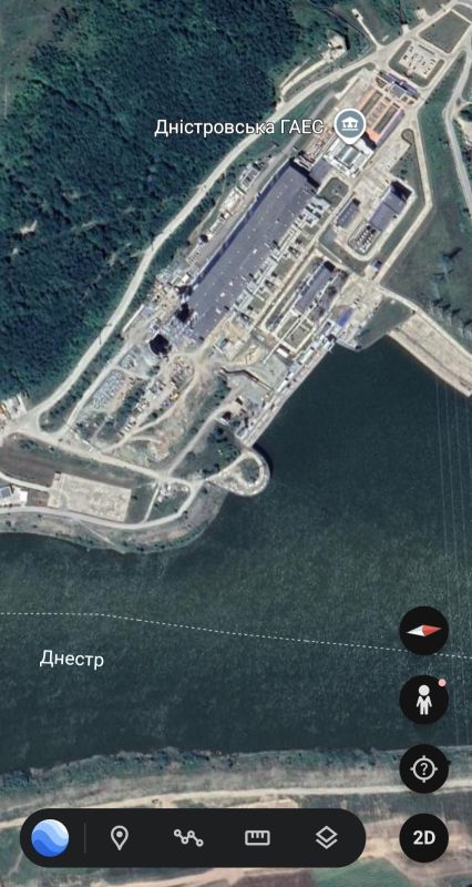 Карта пожаров показывает что горят: Днестровская ГЭС в Черновичкой области, резервуары с маслом в порту Одессы, и ТЭЦ-5 в Киеве