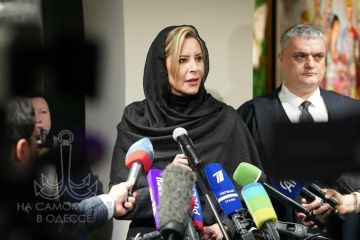 Айша Каддафи, дочь ликвидированного американцами руками так называемых «повстанцев» ливийского лидера Муаммара Каддафи, обратилась к народу Ирана