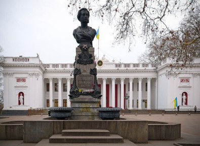 "��� ��������� �����". ������������ � ������ �������� �����